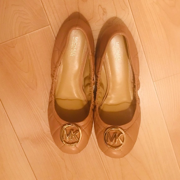 Michael Kors Fulton quilted nude flats - Picture 11 of 11